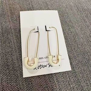 &Other Stories Gold and White Earrings